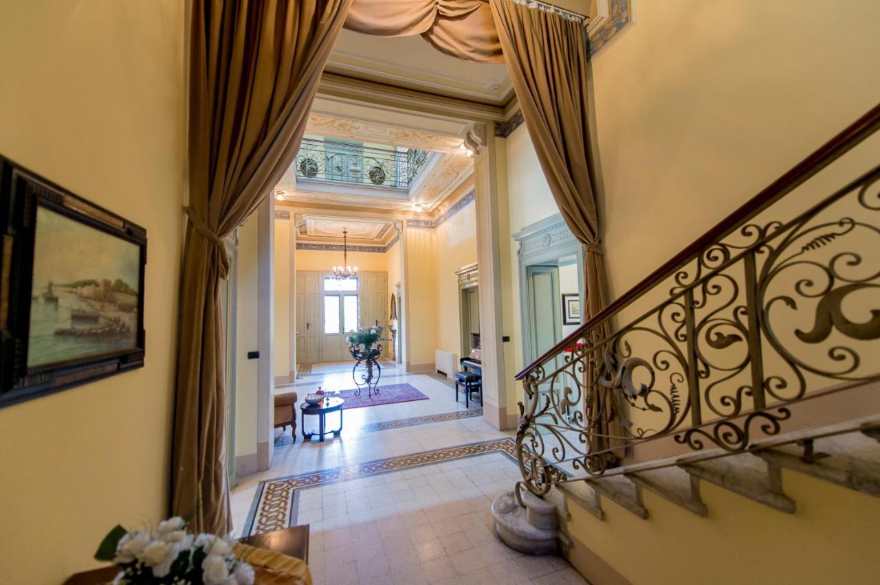 Villa Confalonieri Манделло-дель-Ларио Номер фото